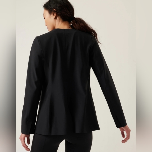 NWT Athleta Black Avenue Blazer in Size 6 Black Color - Picture 5 of 12